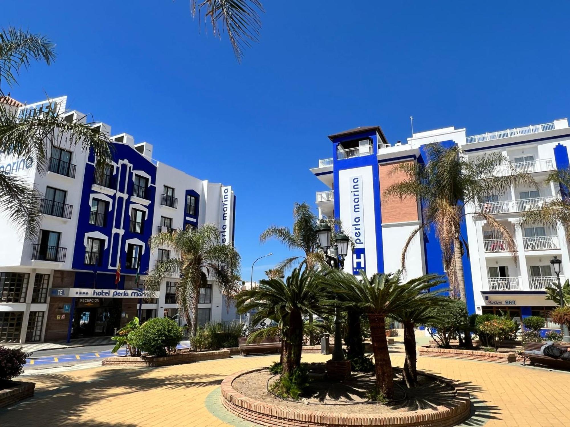 Perla Marina Hotel Nerja Kültér fotó