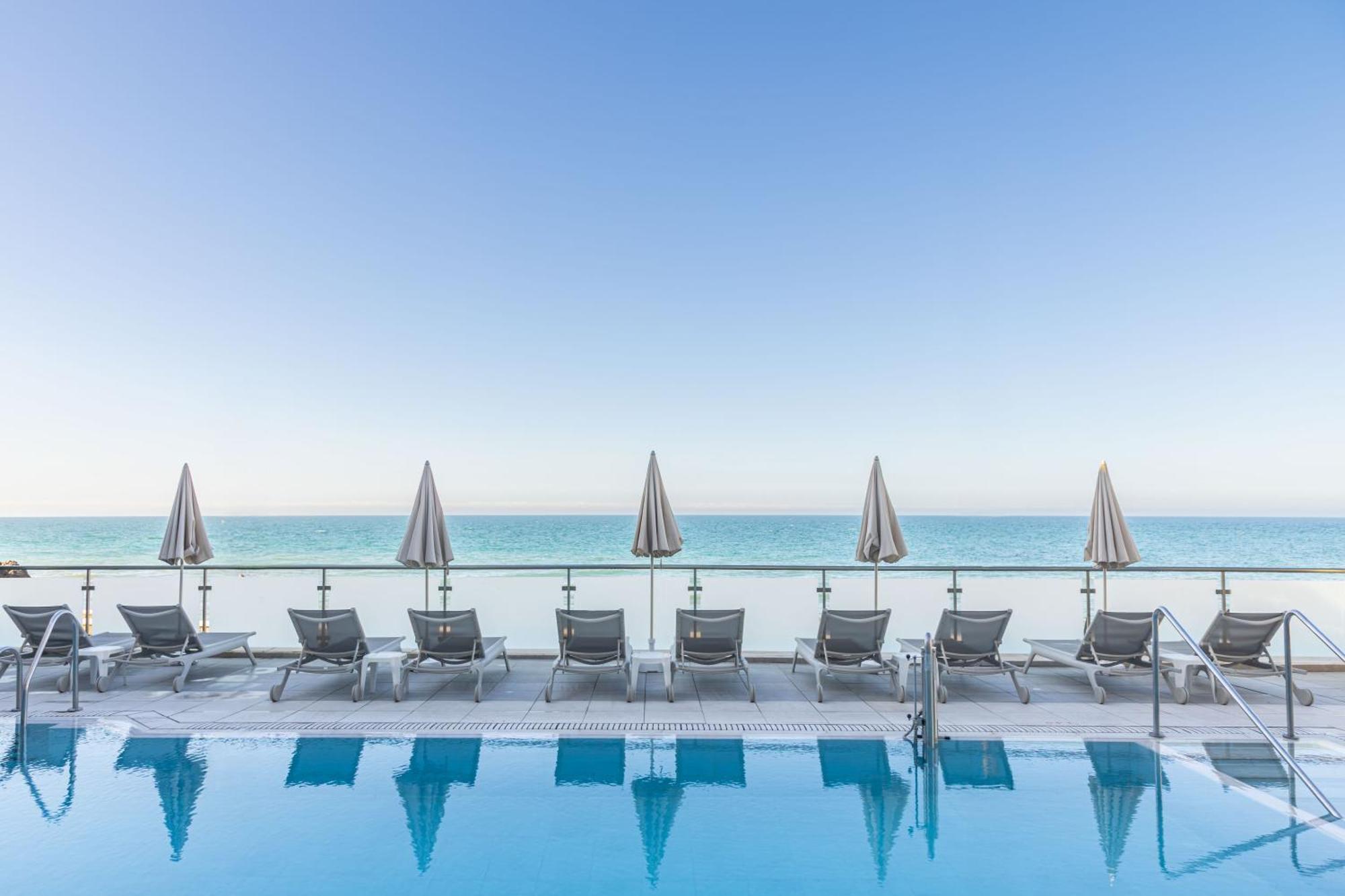 Perla Marina Hotel Nerja Kültér fotó