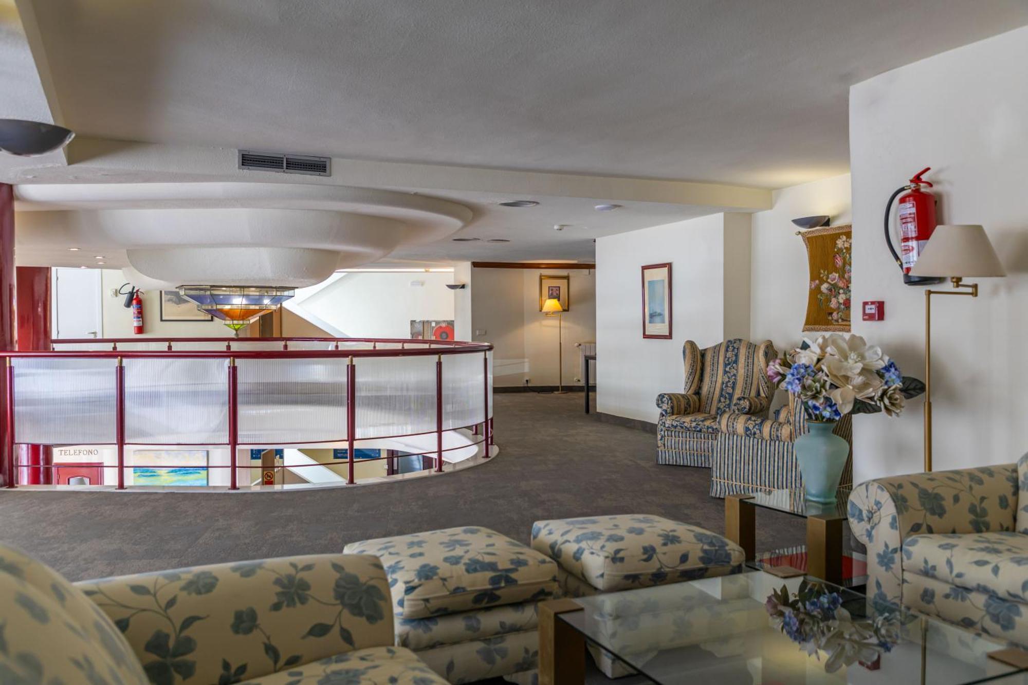 Perla Marina Hotel Nerja Kültér fotó