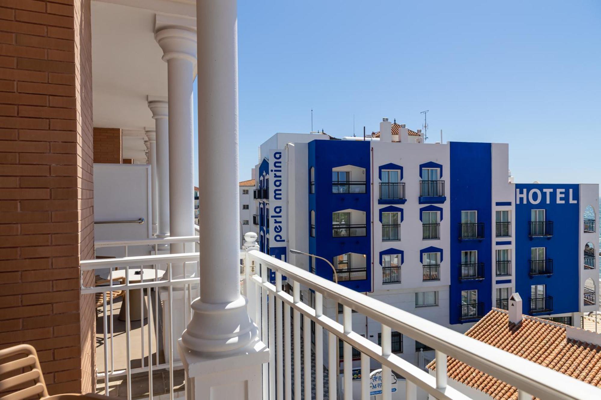 Perla Marina Hotel Nerja Kültér fotó