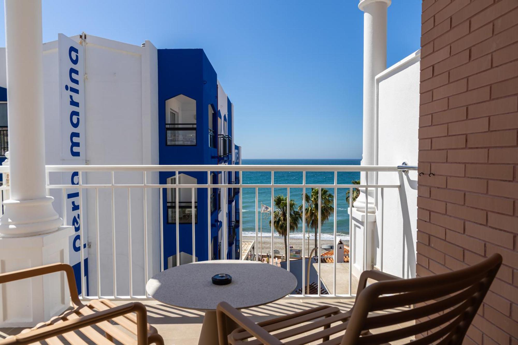 Perla Marina Hotel Nerja Kültér fotó