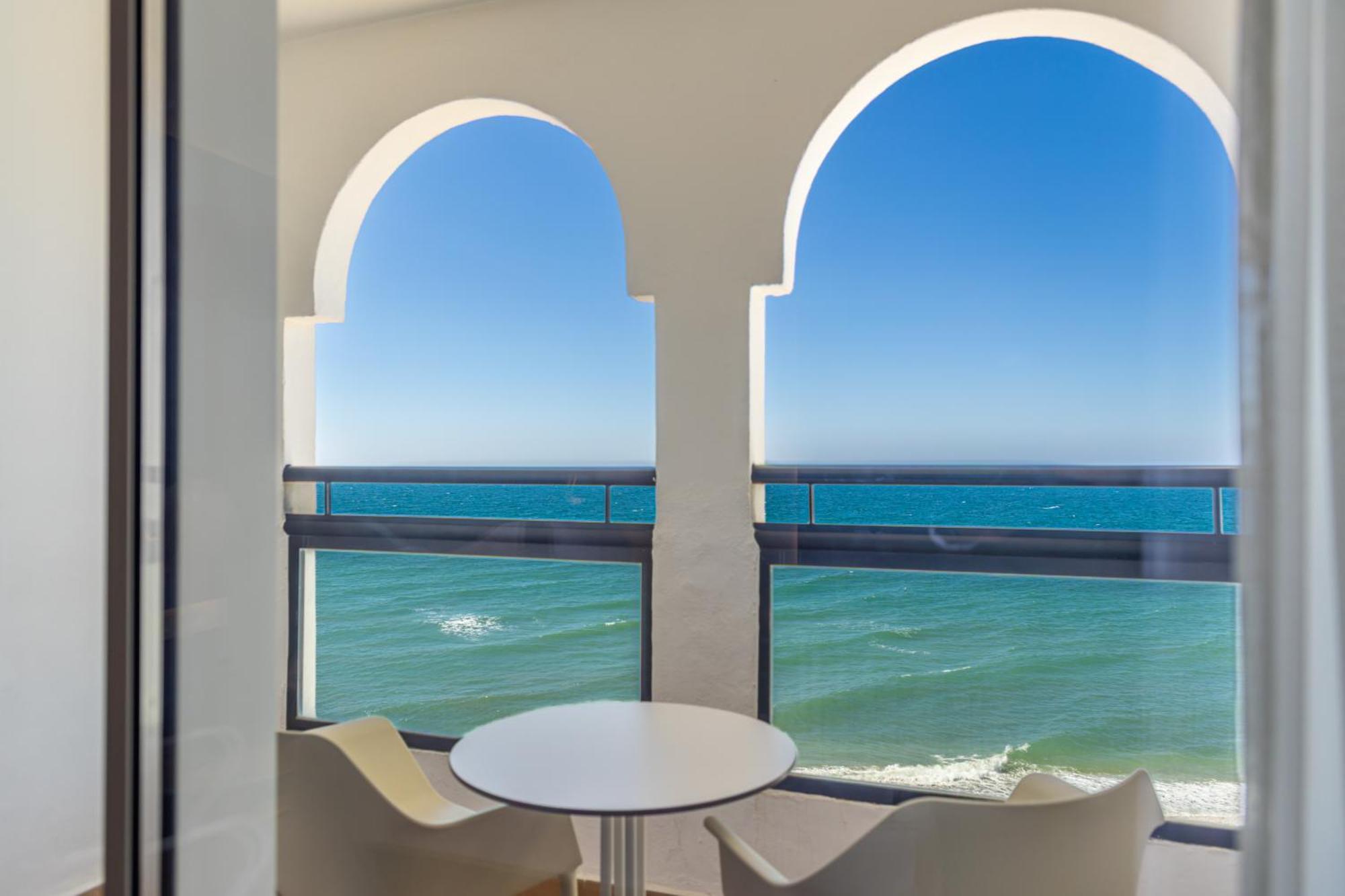 Perla Marina Hotel Nerja Kültér fotó