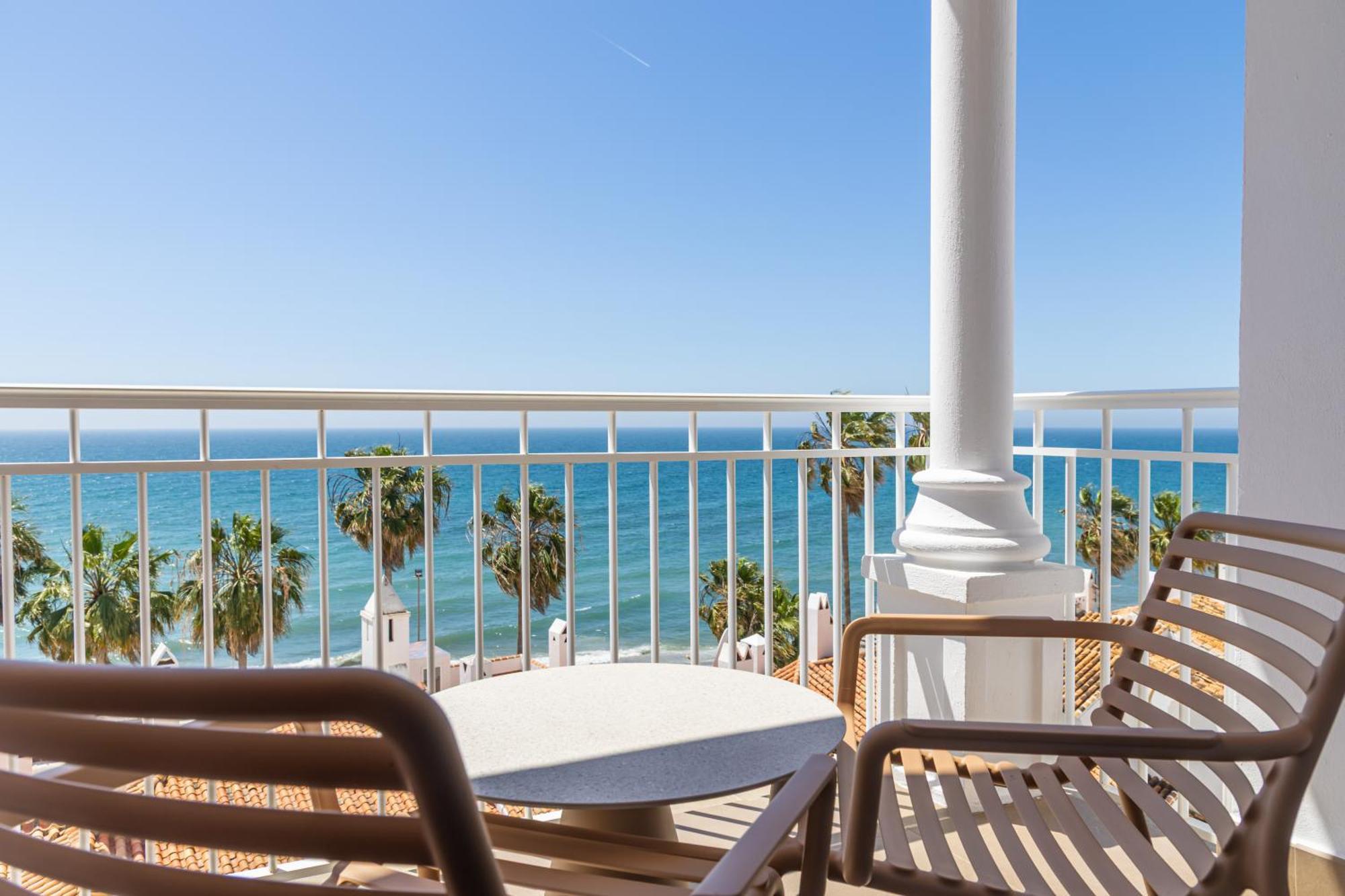 Perla Marina Hotel Nerja Kültér fotó